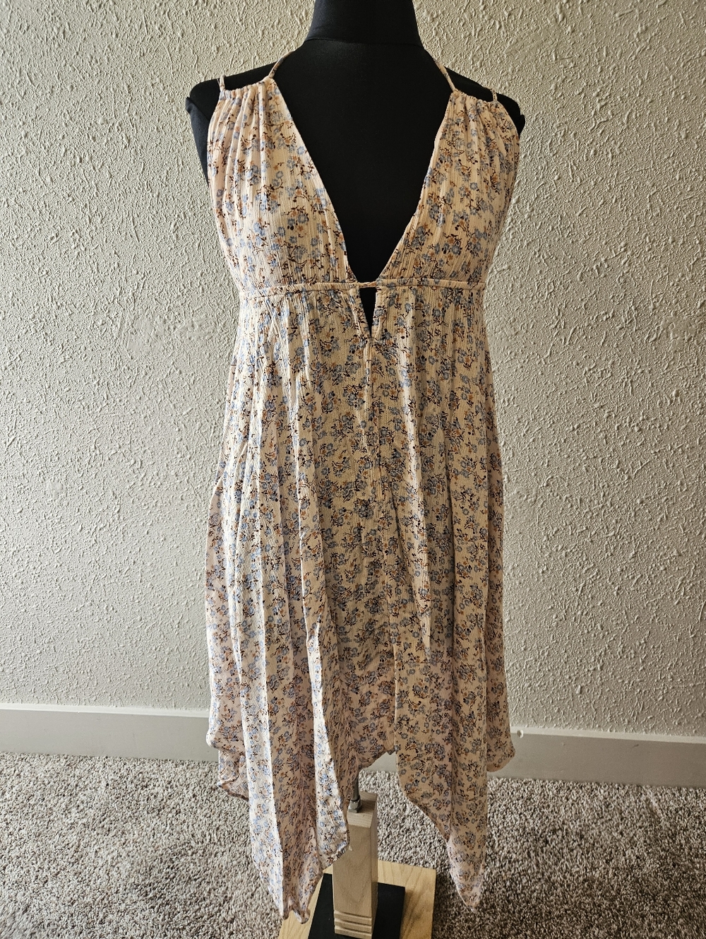 Endless Blu Floral Mini Dress Size Small Boho Flowy Halter V-Neck